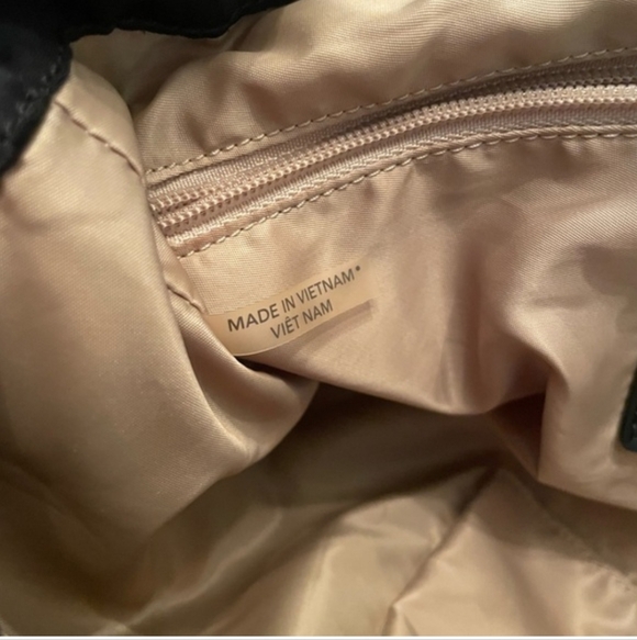 Coach Signature Backpack - Picture 6 of 9